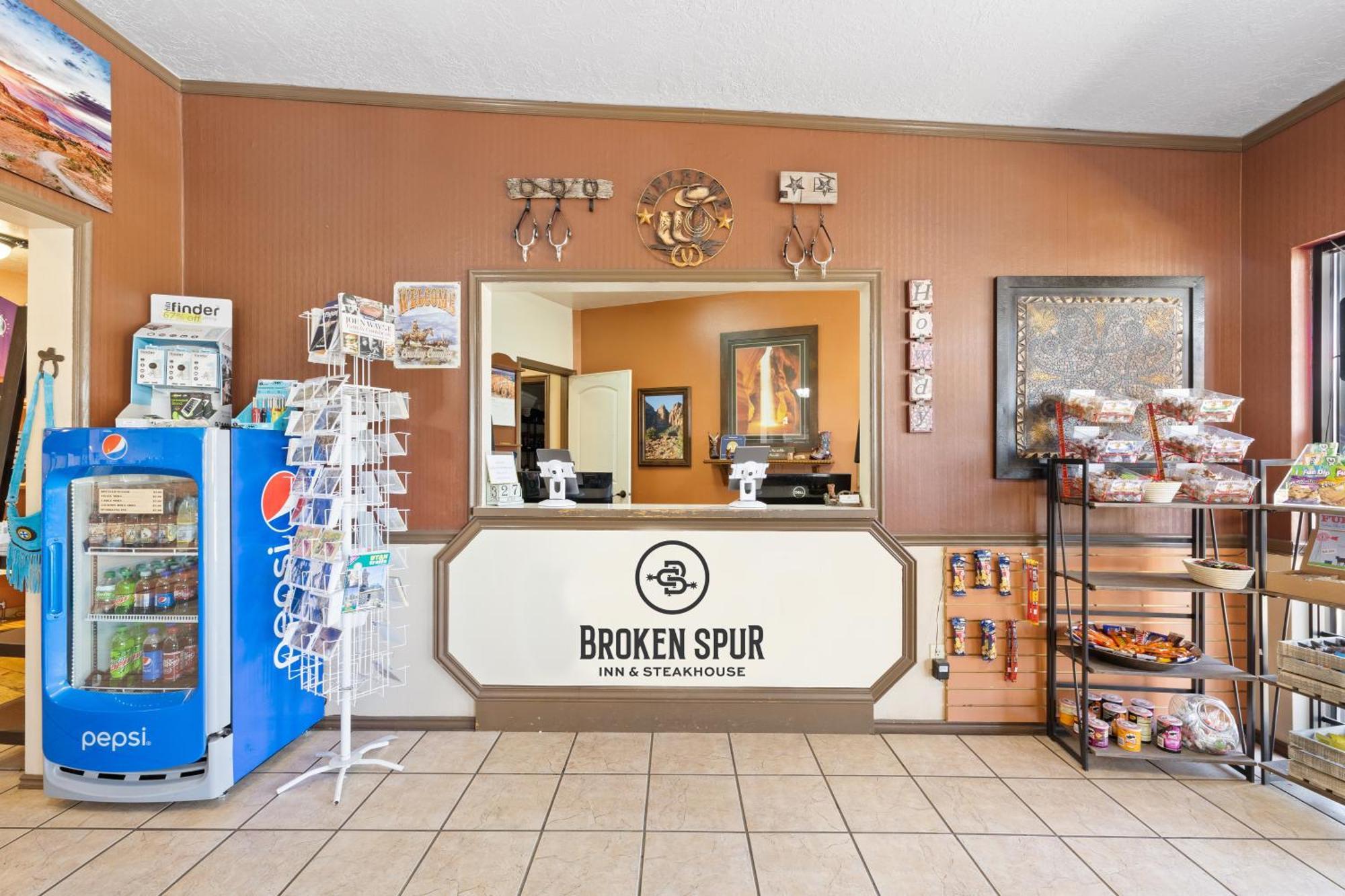 Broken Spur Inn & Steakhouse Torrey Exterior foto